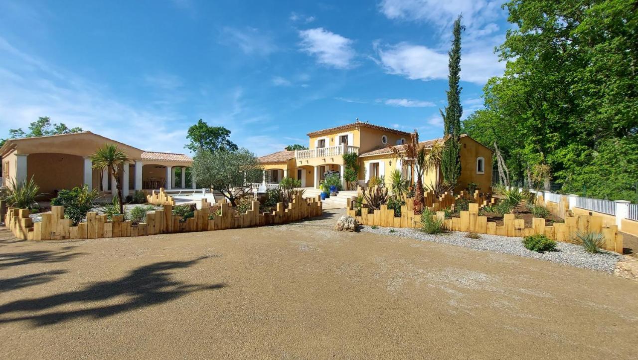 Le Mas Provencal Régusse Екстериор снимка